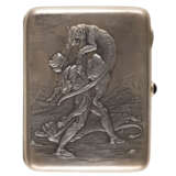 A SILVER CIGARETTE CASE SHOWING THE FIGHT WITH LIONS - Foto 2