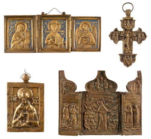 TWO TRIPTYCHS, A CRUCIFIX AND A BRASS ICON SHOWING CHRIST PANTOKRATOR - photo 1
