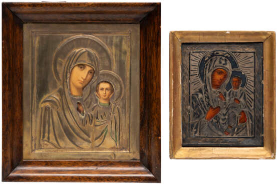 TWO SMALL ICONS SHOWING IMAGES OF THE MOTHER OF GOD WITH OKLAD - photo 1