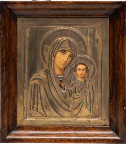 TWO SMALL ICONS SHOWING IMAGES OF THE MOTHER OF GOD WITH OKLAD - photo 2