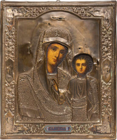 A SMALL ICON SHOWING THE ANNUNCIATION OF THE MOTHER OF GOD WITH A SILVER BASMA AND AN ICON SHOWING THE KAZANSKAYA MOTHER OF GOD - Foto 2