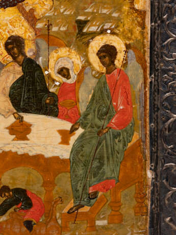 A VERY FINE ICON SHOWING THE OLD TESTAMENT TRINITY WITH A SILVER BASMA - photo 2