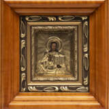 THREE ICONS: A MINIATURE ICON OF CHRIST PANTOKRATOR WITH A SILVER-GILT OKLAD AND STS. GEORGE, FLORUS AND LAURUS - photo 3