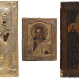 THREE ICONS SHOWING CHRIST PANTOKRATOR, THE MOTHER OF GOD OF THE SIGN AND ST. NICHOLAS OF MYRA - Foto 1