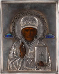 A SMALL ICON SHOWING ST. NICHOLAS OF MYRA WITH A SILVER AND CHAMPLEVÉ ENAMEL OKLAD