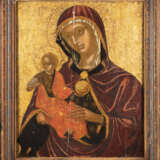 A FINE ICON SHOWING THE MADRE DELLA CONSOLAZIONE IN INTS ORIGINAL CARVED WOODEN AND GILDED FRAME - фото 2
