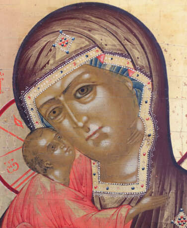 AN ICON SHOWING THE FEODOROVSKAYA MOTHER OF GOD - photo 2