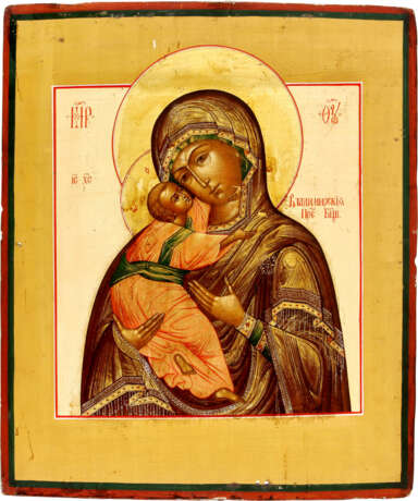 AN ICON SHOWING THE VLADIMIRSKAYA MOTHER OF GOD WITH AN EMBROIDERED SILVER-GILT OKLAD - Foto 2