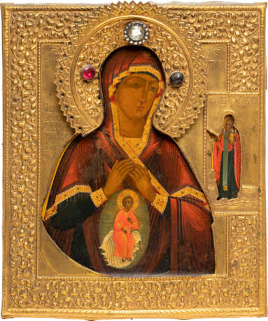 A RARE ICON SHOWING THE MOTHER OF GOD 'HELPER IN BIRTH' WITH RIZA - Foto 1
