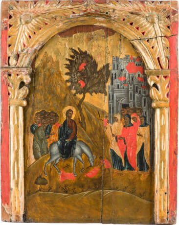 A LARGE ICON SHOWING THE ENTRY INTO JERUSALEM FROM A CHURCH ICONOSTASIS - фото 1