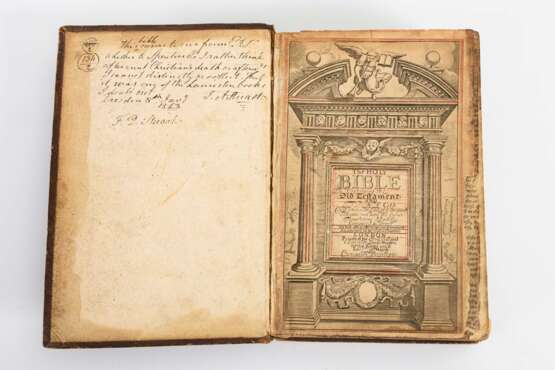 "The Holy Bible" 1676. - фото 1