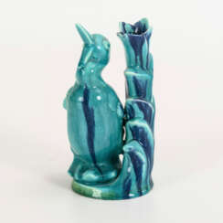 Kleine Art-déco-Vase mit Pinguin. W. Goebel Porzellanfabrik.