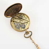 Goldene Taschenuhr mit Goldkette im Etui. - Foto 4