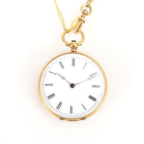 Goldene Damentaschenuhr an Uhrenkette. - фото 1
