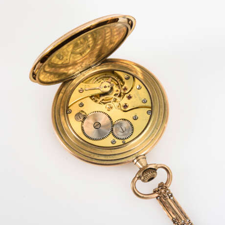 Vergoldete Savonnette an langer Uhrenkette. Alpina. - Foto 3