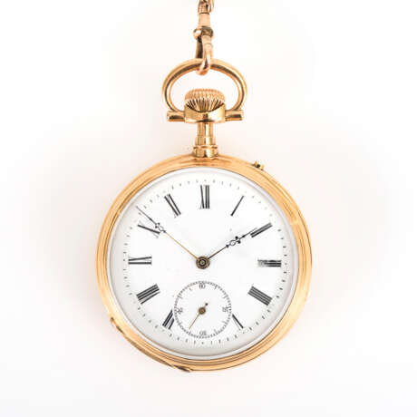 Goldene Taschenuhr an goldener Uhrenkette. - Foto 1