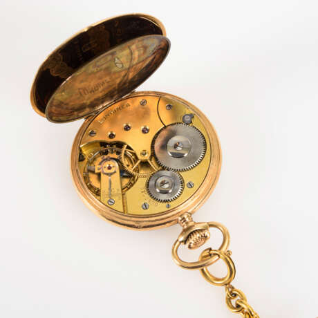 Goldene Taschenuhr mit Uhrenhalter. Longines. - photo 4