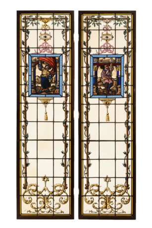 Paar große Bleiglasfenster im Renaissance-Stil. - Foto 1