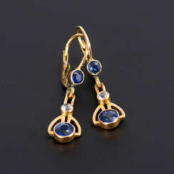 Art Nouveau pair of earrings with sapphires.