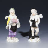 Zwei kleine Barock-Figuren: Verkleidete Amoretten. Meissen. - фото 1