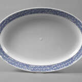 Meissen Platte ”Blaue Rispe” - photo 1