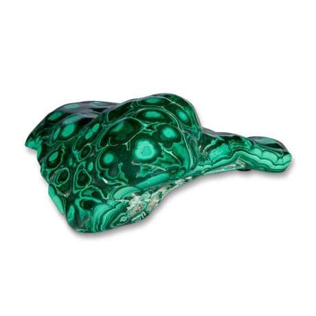 A SCULPTURAL SPECIMEN OF MALACHITE - Foto 3