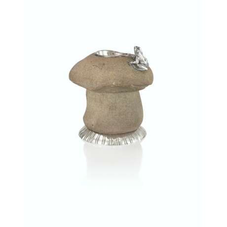 A SILVER-MOUNTED SANDSTONE MATCH HOLDER IN THE FORM OF A MUSHROOM - фото 1