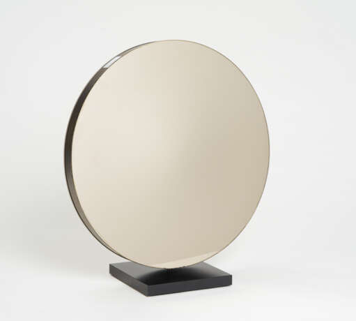 Victor Bonato. Untitled (Round Mirror) - Foto 1