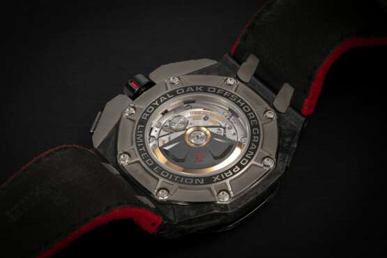 AUDEMARS PIGUET, ROYAL OAK OFFSHORE GRAND PRIX, A LIMITED EDITION FORGED CARBON AUTOMATIC CHRONOGRAPH - photo 2