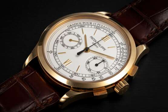 PATEK PHILIPPE, REF. 5170J, A GOLD CHRONOGRAPH WRISTWATCH WITH A PULSATION DIAL - photo 1