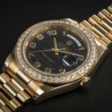 ROLEX, DAY-DATE II REF. 218348, A GOLD AND DIAMOND AUTOMATIC WRISTWATCH - фото 1