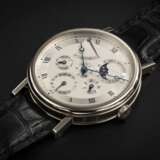 BREGUET, CLASSIQUE REF. 5327, A GOLD AUTOMATIC PERPETUAL CALENDAR WRISTWATCH - фото 1