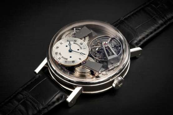 BREGUET, TRADITION REF. 7047, A PLATINUM TOURBILLON WRISTWATCH WITH CHAIN AND FUSEE MOVEMENT - Foto 1