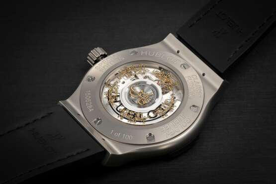 HUBLOT, CLASSIC FUSION OMAN GOLDEN JUBILEE, A SPECIAL EDITION TITANIUM AND BRONZE AUTOMATIC WRISTWATCH - фото 2