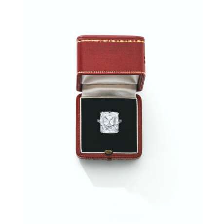 Cartier. CARTIER DIAMOND RING - фото 1