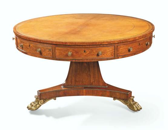 A REGENCY GILT-METAL-MOUNTED INDIAN AND BRAZILIAN ROSEWOOD DRUM TABLE - Foto 1
