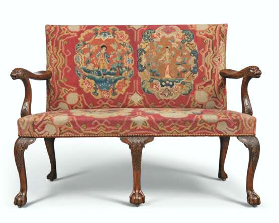 A GEORGE II MAHOGANY SOFA - Foto 1