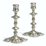 A PAIR OF GEORGE II PAKTONG CANDLESTICKS - photo 1