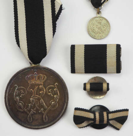 Preussen: Militär-Ehrenzeichen, 2. Klasse, mit Miniatur. - фото 1