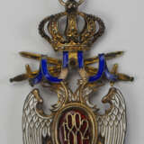 Serbien: Orden des Weißen Adler, 2. Modell (1903-1941), 3. Klasse mit Schwertern, im Etui. - Foto 4