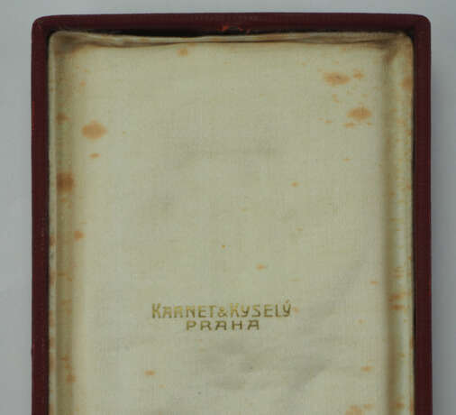 Tschechoslowakei: Tschechoslowakischer Orden vom Weißen Löwen, 1. Modell (1922-1939), Militärische Abteilung, Komtur, im Etui. - photo 2