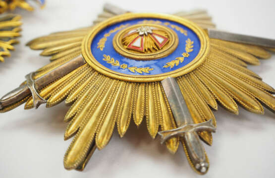 Russland: Kaiserlicher und Königlicher Orden vom Weißen Adler, Satz mit Schwertern. - фото 2