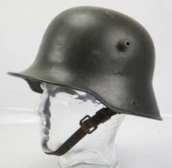 Deutsches Reich: Stahlhelm M16.