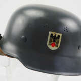 Rotes Kreuz: Stahlhelm. - фото 2