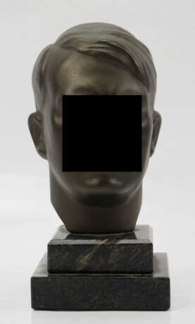 Adolf Hitler Bronze Büste. - photo 2