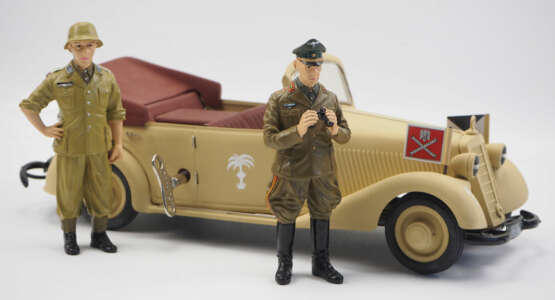 Schuco: Mercedes Benz 170V Cabrio - Afrika Korps mit 2 Mann. - photo 1