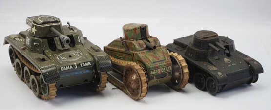 Gama: Tank / Panzer - 3 Exemplare. - photo 2