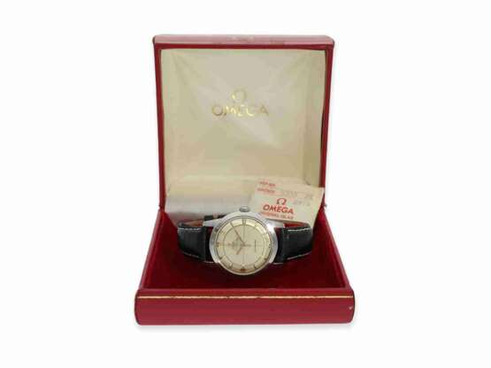 Armbanduhr: frühes, sehr seltenes Omega Automatikchronometer mit Sector-Zifferblatt, originales Chronometerzertifikat von 1952, Originalbox - Foto 2