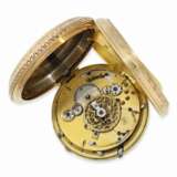 Taschenuhr: hochfeine, große und schwere Zylinderuhr mit Weckwerk, Schlagwerk und massiver Goldkette, signiert Piaget, ca.1850 - фото 2