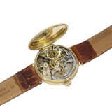 Armbanduhr: hoch attraktiver, früher, goldener "oversize" Doxa Kronendrücker-Chronograph mit Emaillezifferblatt, ca. 1920 - Foto 2